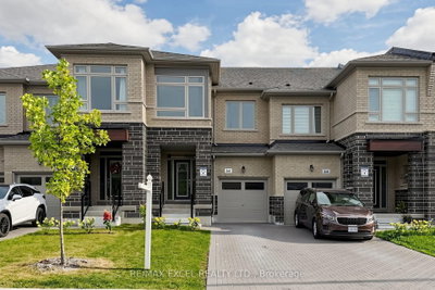 66 Mountainside Crescent
