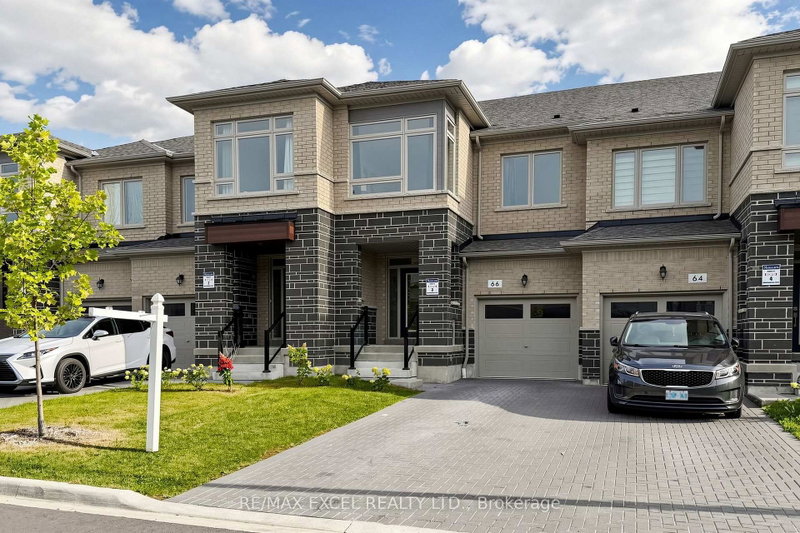 66 Mountainside Crescent