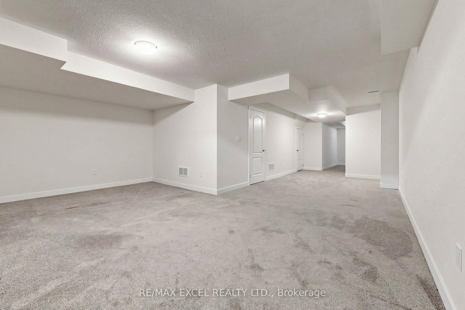 66 Mountainside Crescent • Whitby, ON photo 44
