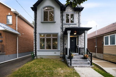 East York, Toronto - Photo 1