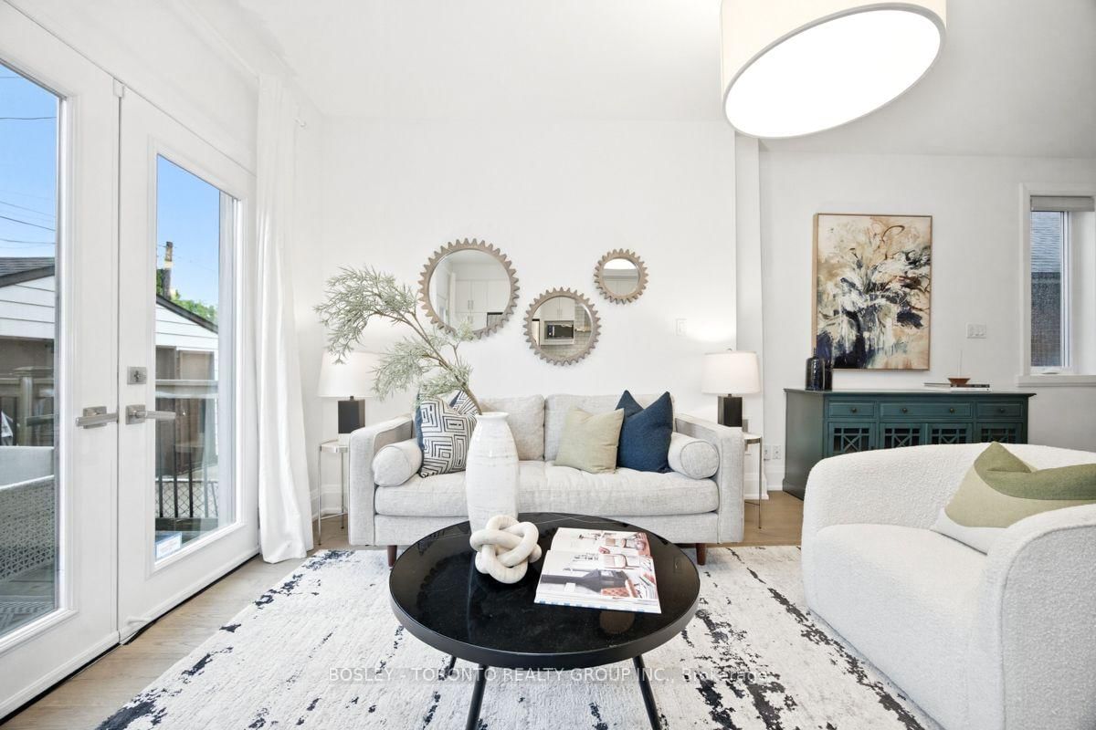99 Cadorna Avenue • Toronto, ON photo 14