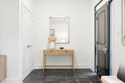 99 Cadorna Avenue • Toronto, ON photo 2