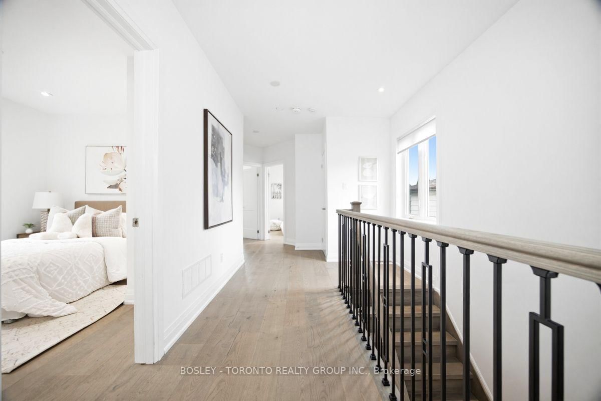 99 Cadorna Avenue • Toronto, ON photo 35