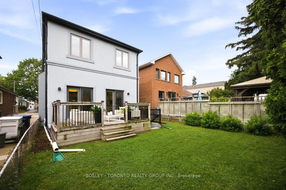 99 Cadorna Avenue • Toronto, ON photo 47