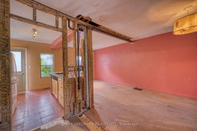 787 Eastern Avenue • Toronto, ON photo 7