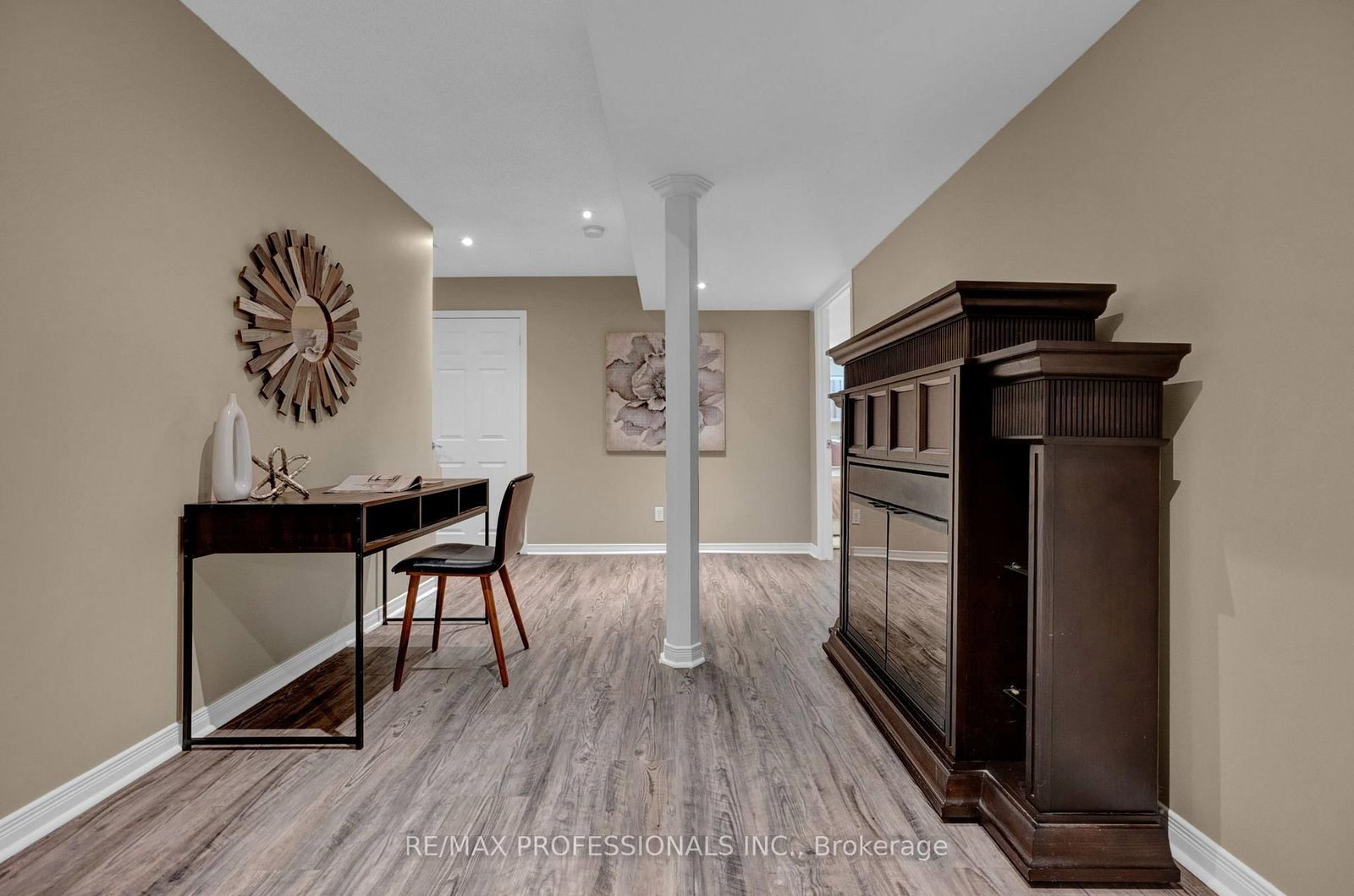8 Shelter Bay Court • Whitby, ON photo 31