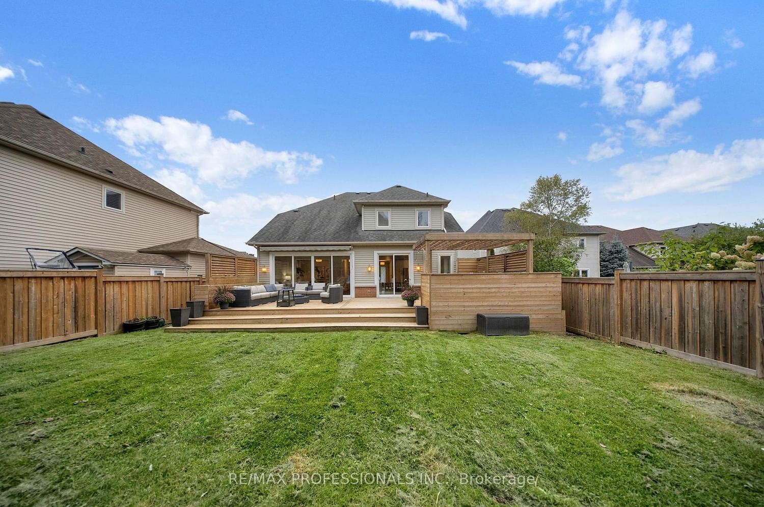 8 Shelter Bay Court • Whitby, ON photo 42