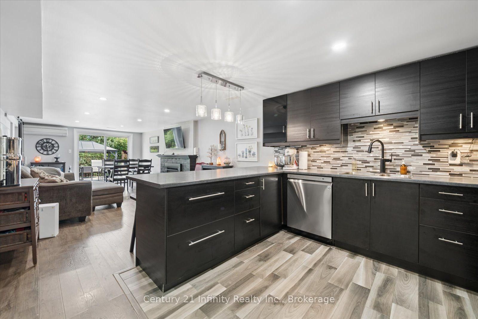 814 Lochness Crescent • Oshawa, ON photo 33