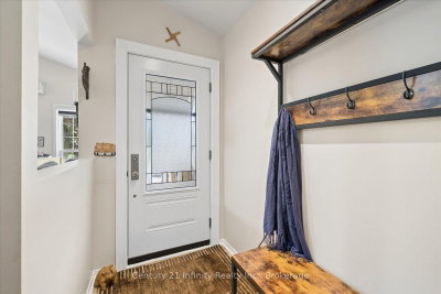 814 Lochness Crescent • Oshawa, ON photo 4