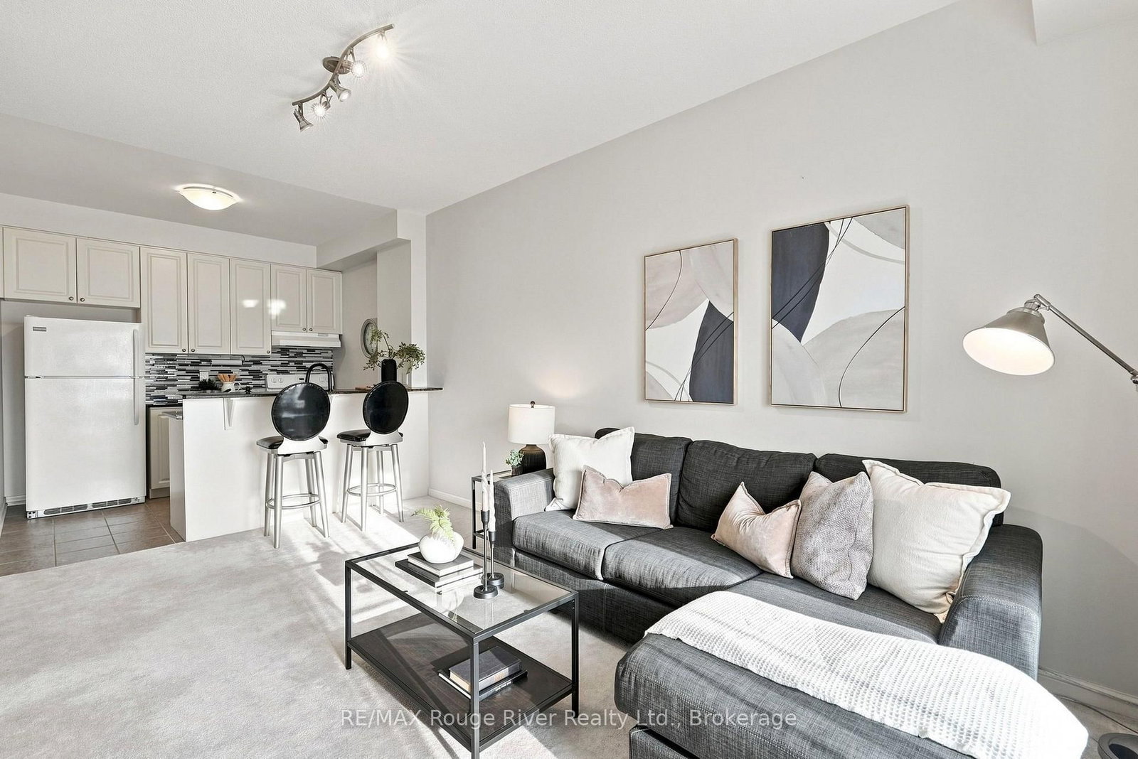 1 Sidney Lane • #311 • Clarington, ON photo 13