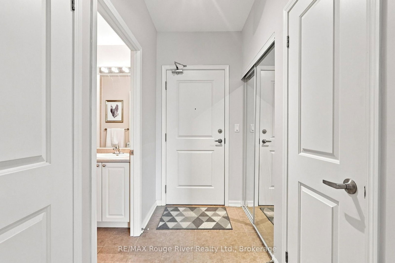 1 Sidney Lane • #311 • Clarington, ON photo 3