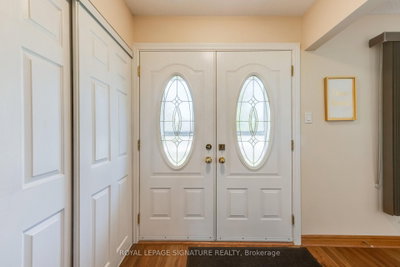 236 John Tabor Trail • Toronto, ON photo 5