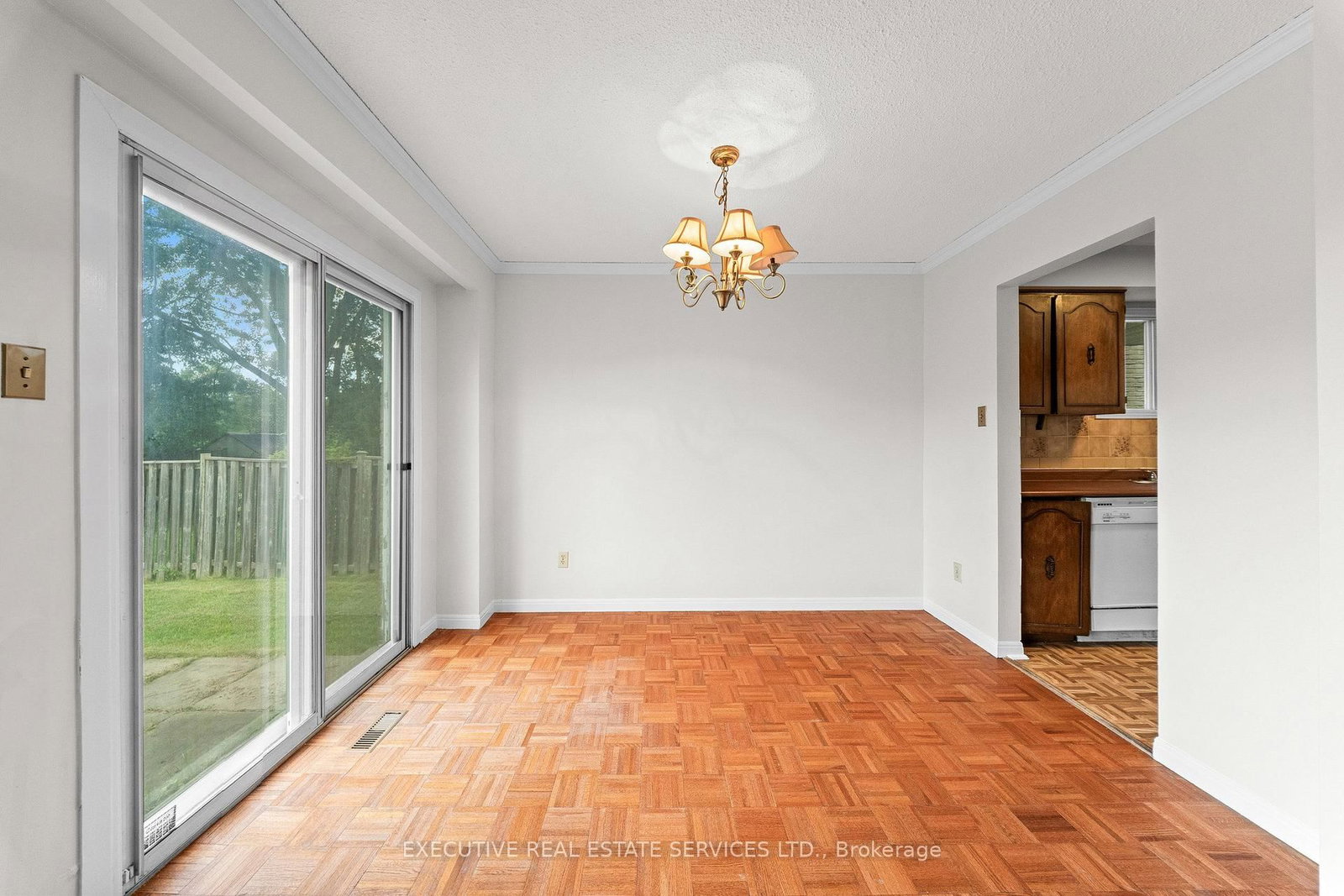 76 Lionhead Trail • Toronto, ON photo 19