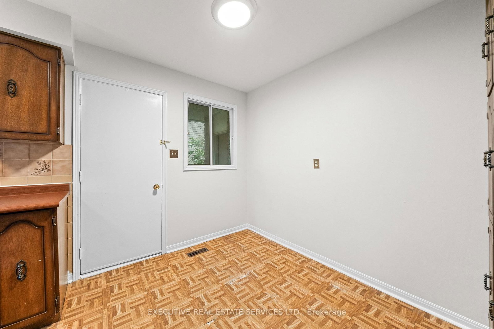 76 Lionhead Trail • Toronto, ON photo 24