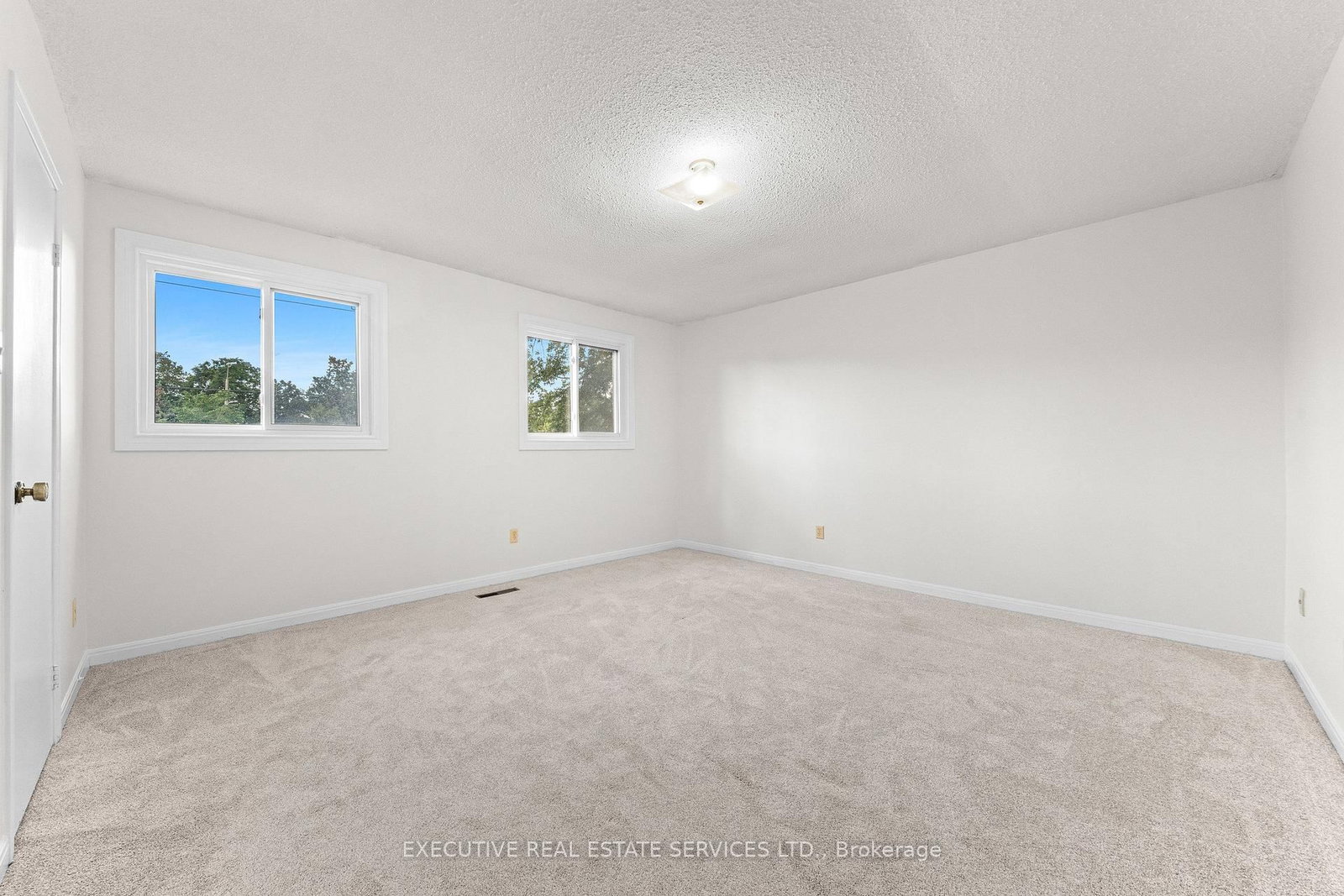 76 Lionhead Trail • Toronto, ON photo 30