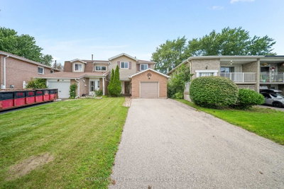 76 Lionhead Trail • Toronto, ON photo 6