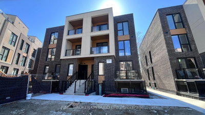 Townhouse leased at 11-170 CLONMORE Drive, Toronto, Ontario, M1N 1Y1 - Birchcliffe-Cliffside - MLS: E13760888