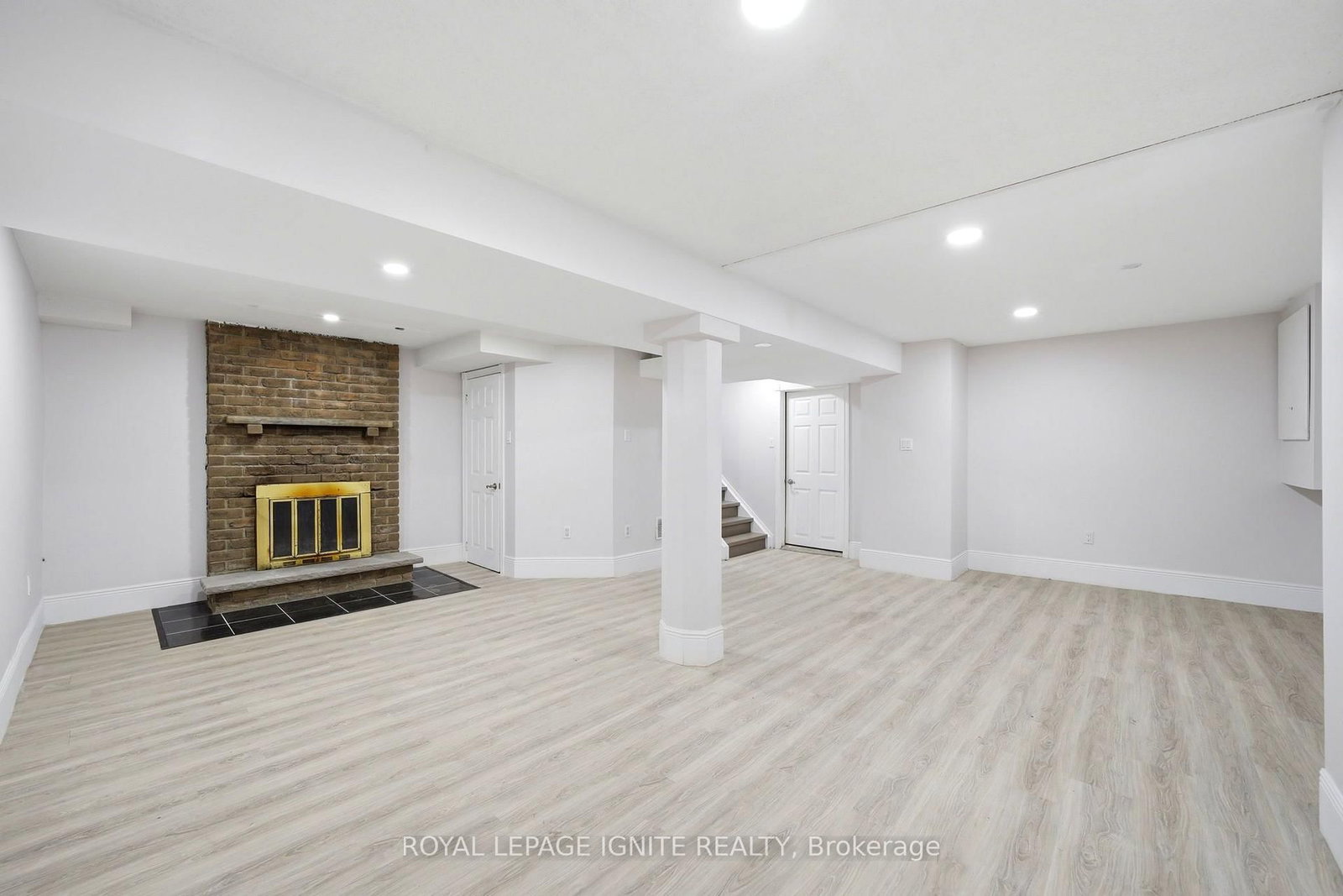 26 Winston Crescent • Whitby, ON photo 33
