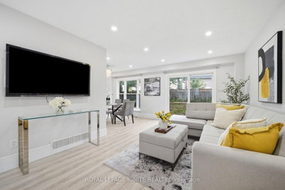 26 Winston Crescent • Whitby, ON photo 6