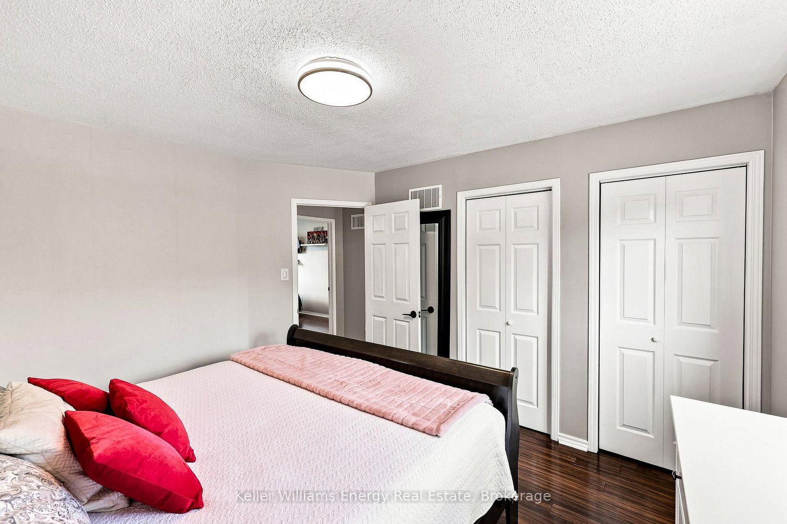 58 Pidduck Street • Clarington, ON photo 15