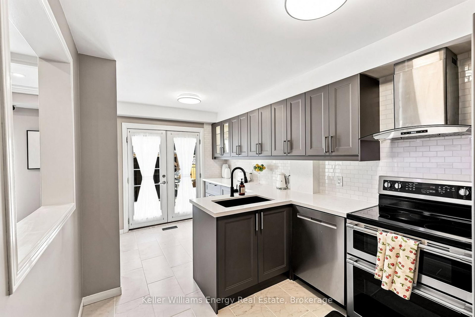 58 Pidduck Street • Clarington, ON photo 9