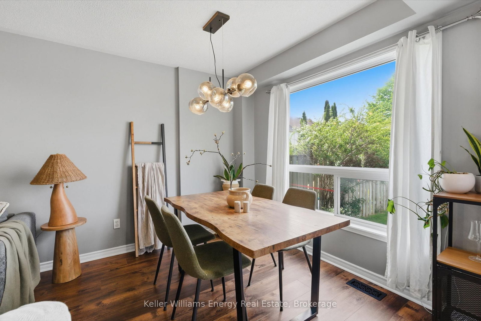 42 Cecil Found Crescent • Clarington, ON photo 11