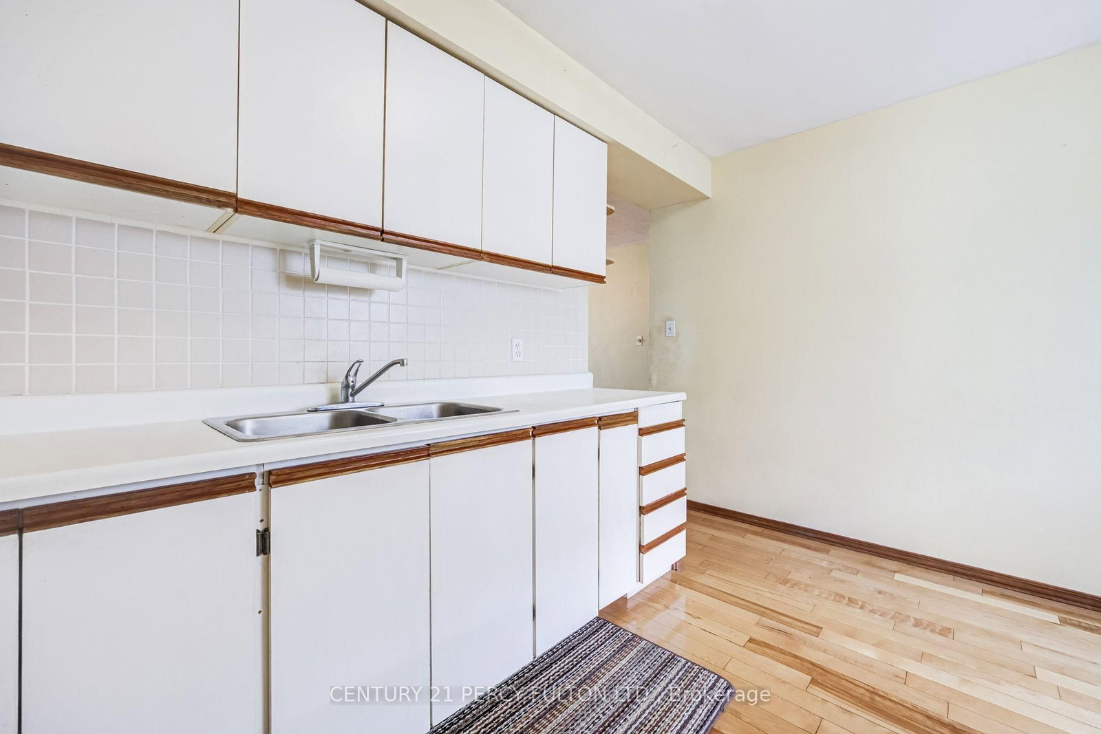 23 Shier Drive • Toronto, ON photo 11