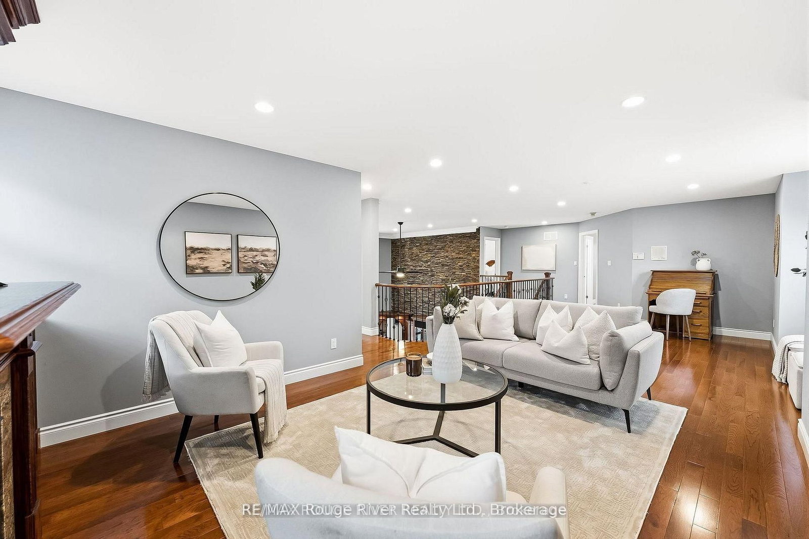 30 Hanover Court • Whitby, ON photo 28