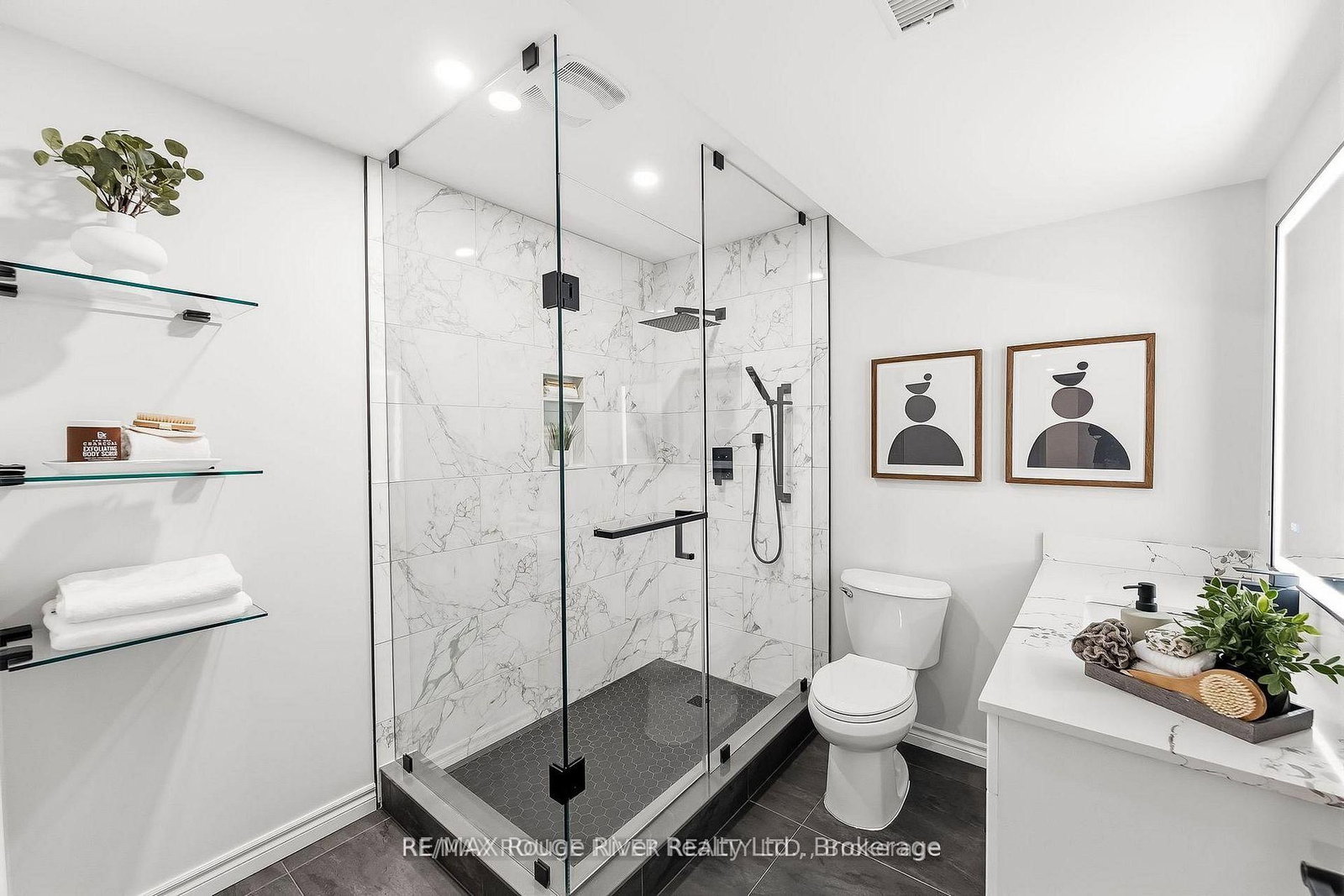 30 Hanover Court • Whitby, ON photo 41