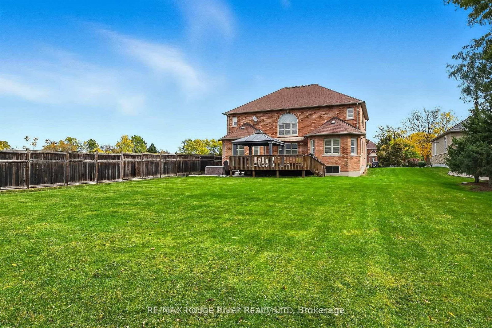 30 Hanover Court • Whitby, ON photo 47