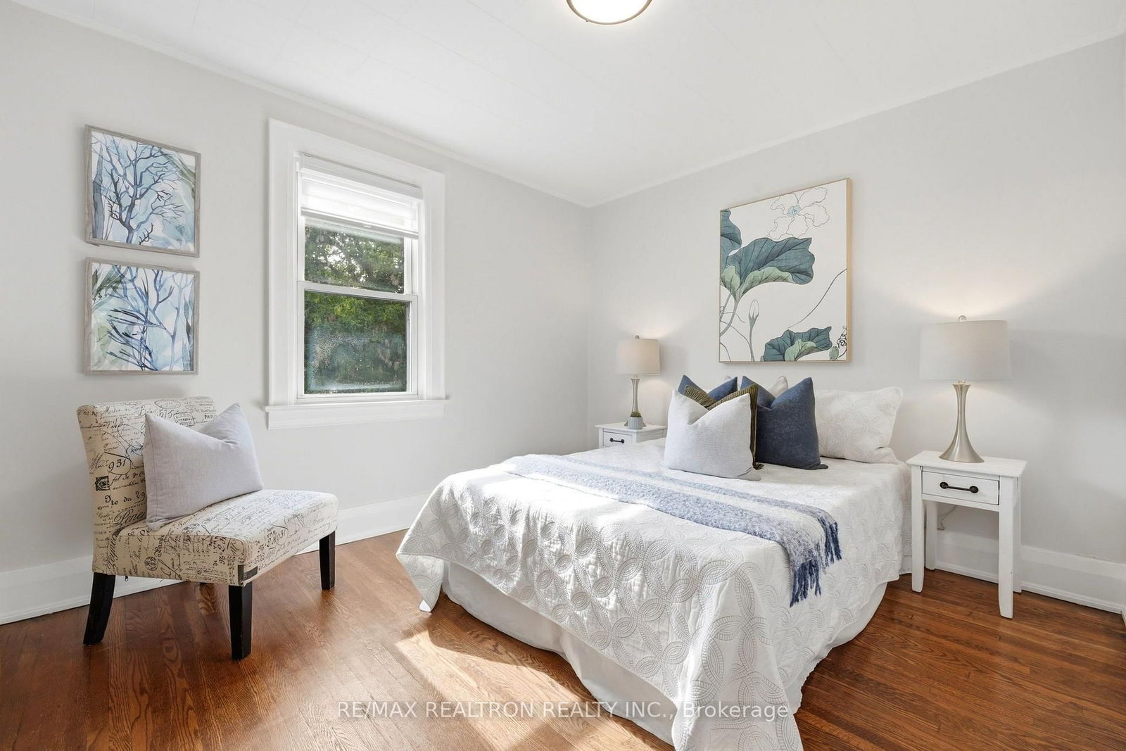 1056 Woodbine Avenue W • Toronto, ON photo 26