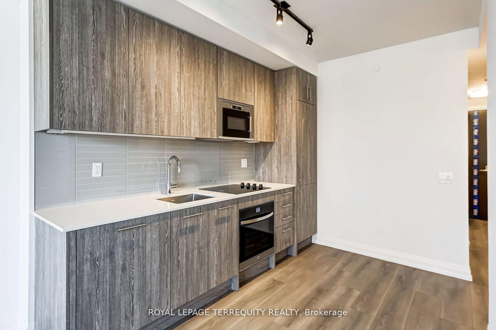 286 Main Street • #1906 • Toronto, ON photo 13