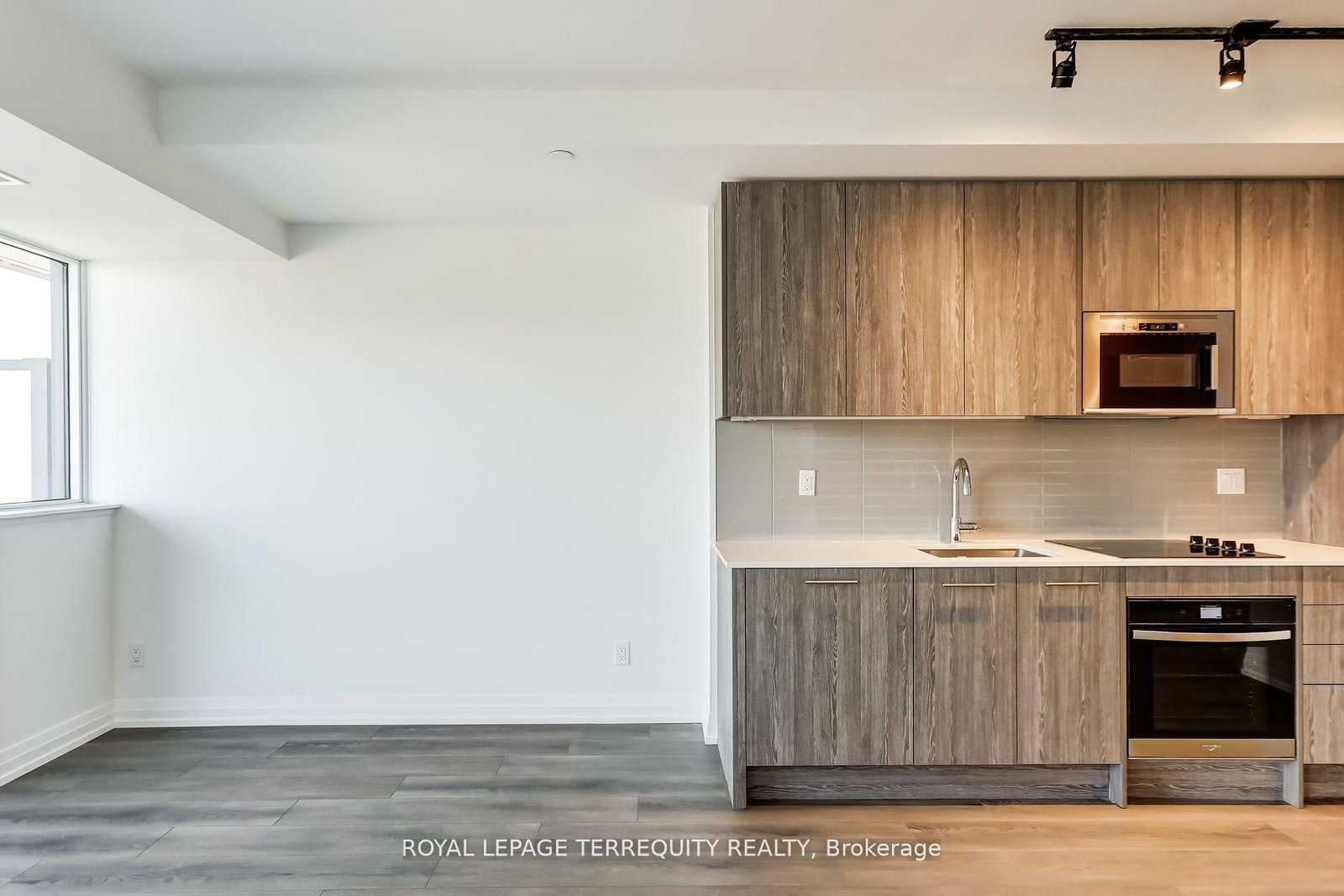 286 Main Street • #1906 • Toronto, ON photo 18