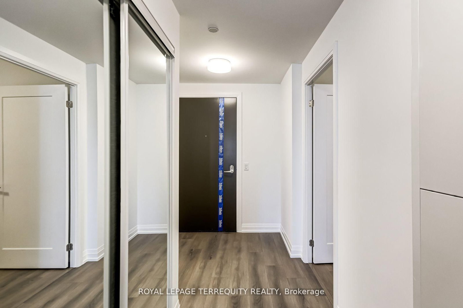 286 Main Street • #1906 • Toronto, ON photo 6