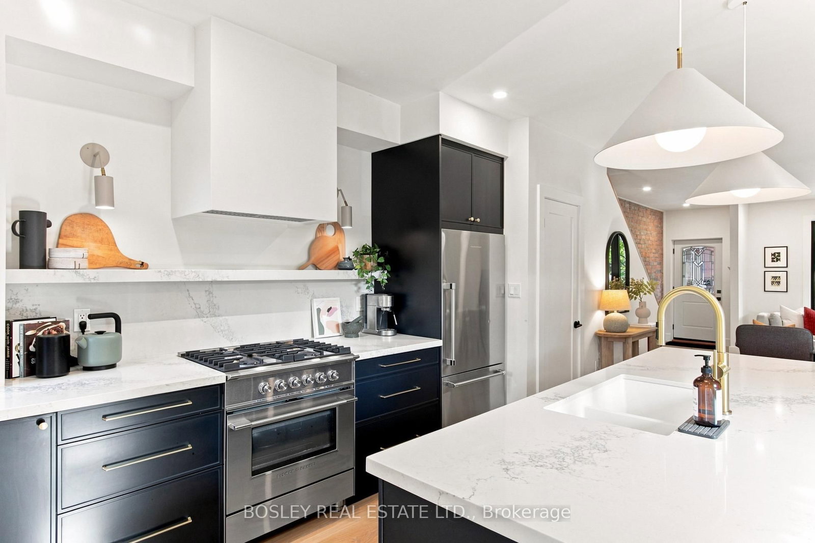 2 Sandford Avenue • Toronto, ON photo 13