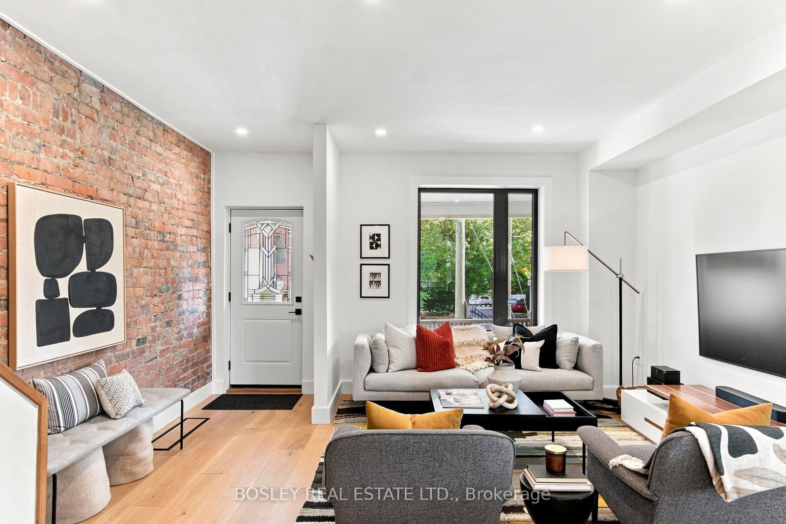 2 Sandford Avenue • Toronto, ON photo 4