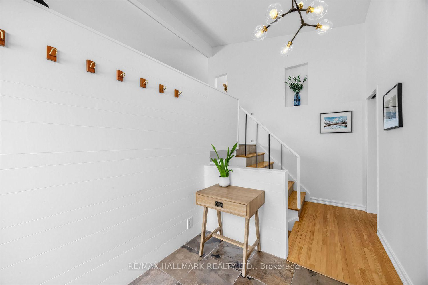 34 Dorcot Avenue • Toronto, ON photo 3