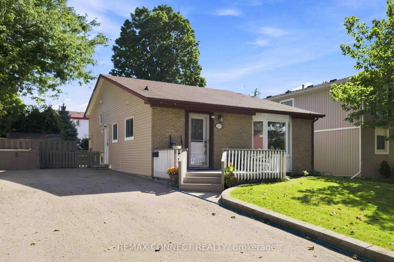 31 Roser Crescent