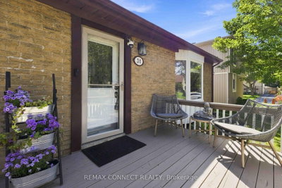 31 Roser Crescent • Clarington, ON photo 3