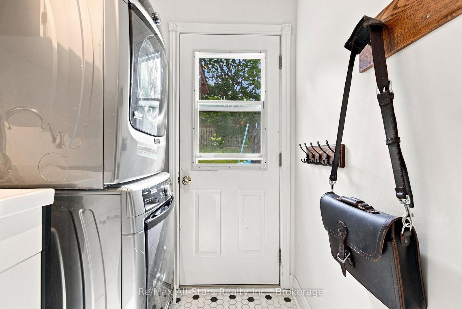 590 Walsh Drive • Scugog, ON photo 25