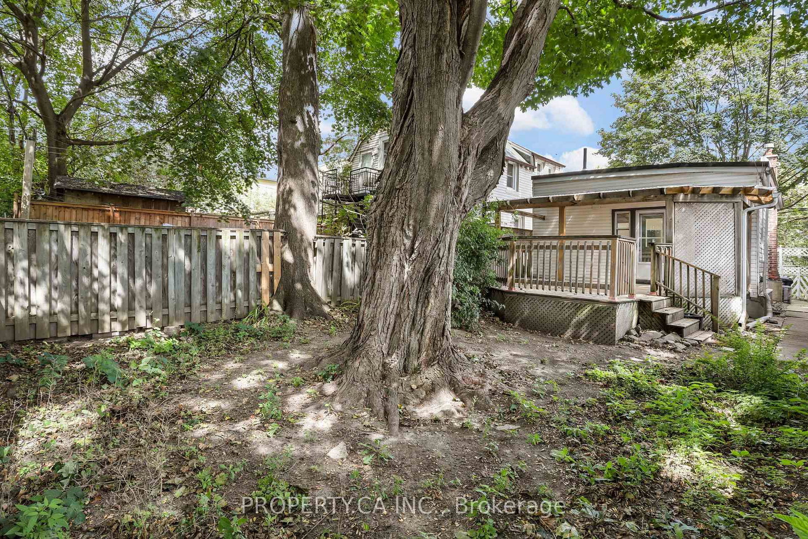 332 Woodfield Road • Toronto, ON photo 15