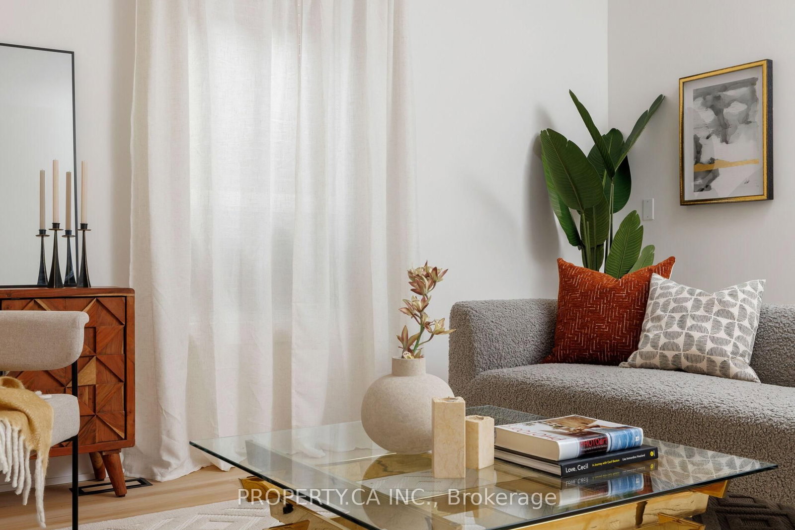 332 Woodfield Road • Toronto, ON photo 4