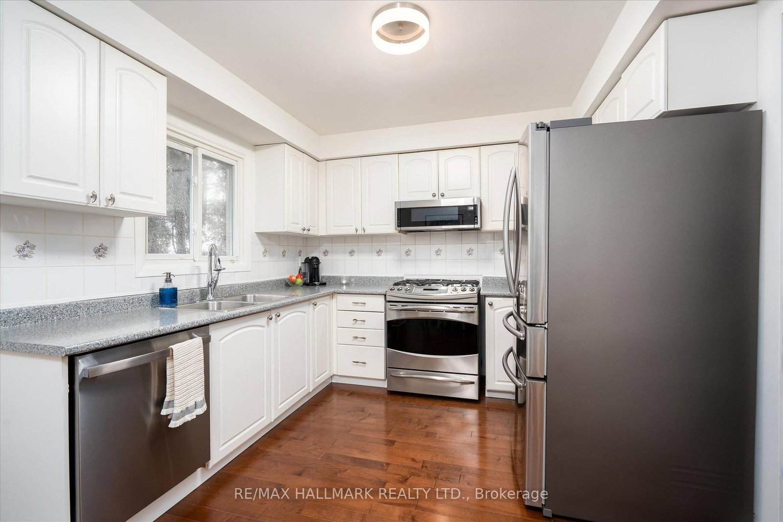 72 Tams Drive • Ajax, ON photo 15