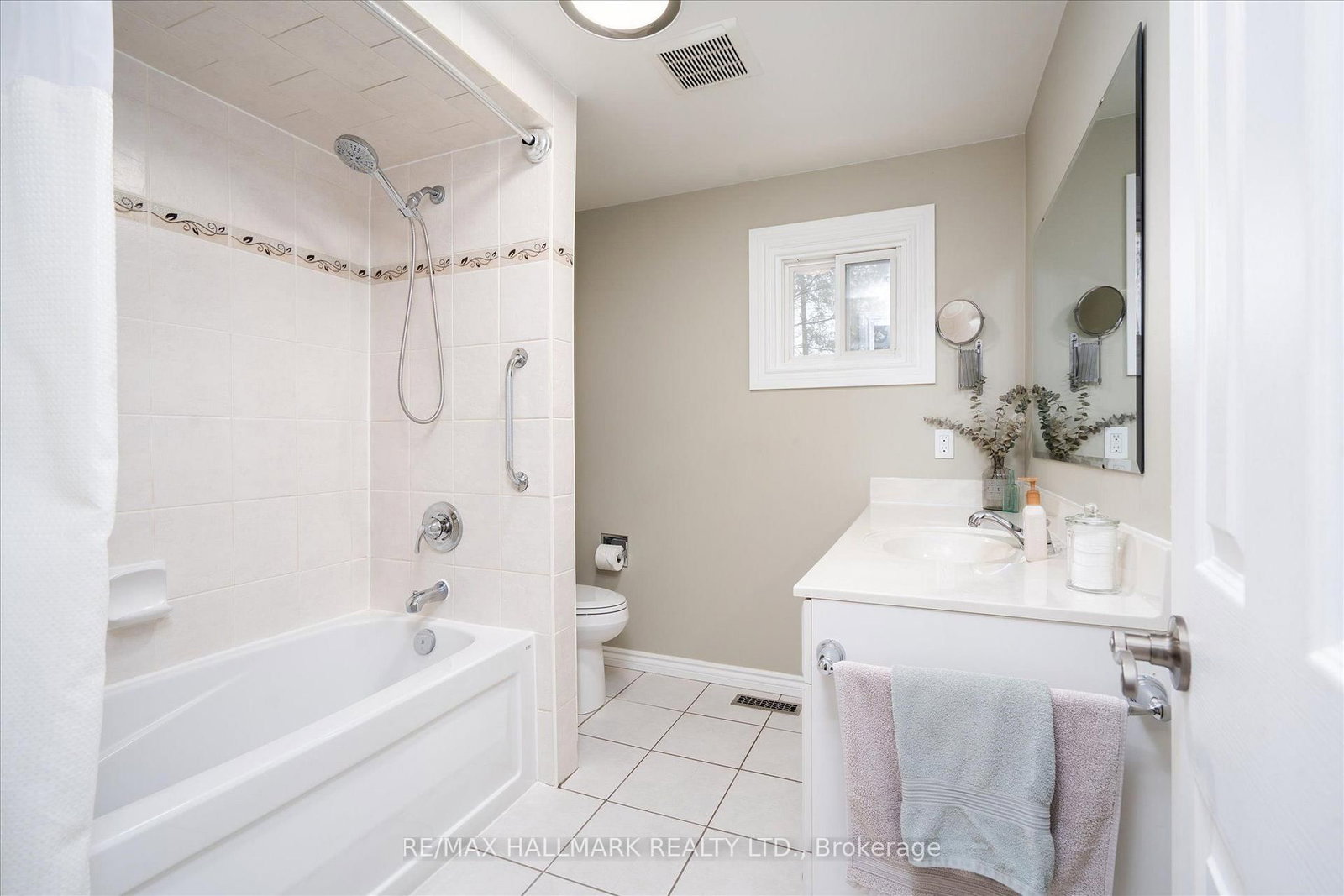 72 Tams Drive • Ajax, ON photo 24