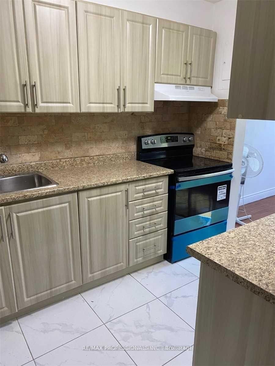 2245 Eglinton Avenue E • #310 • Toronto, ON photo 3