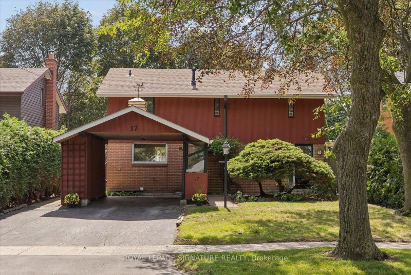17 Lesterwood Crescent