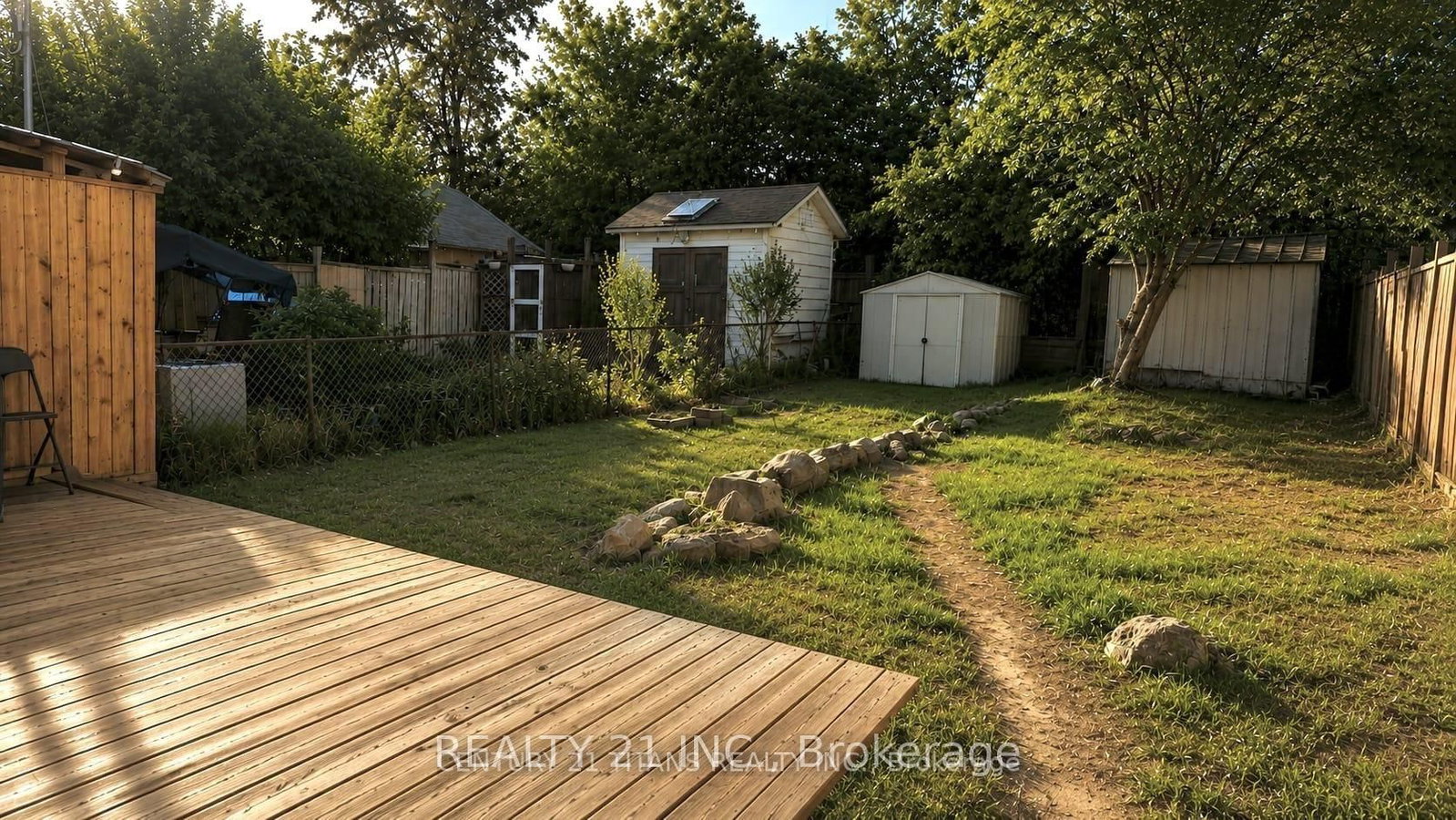 8 Mack Avenue • Toronto, ON photo 28