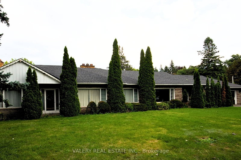 87 Cedar Brae Boulevard SE