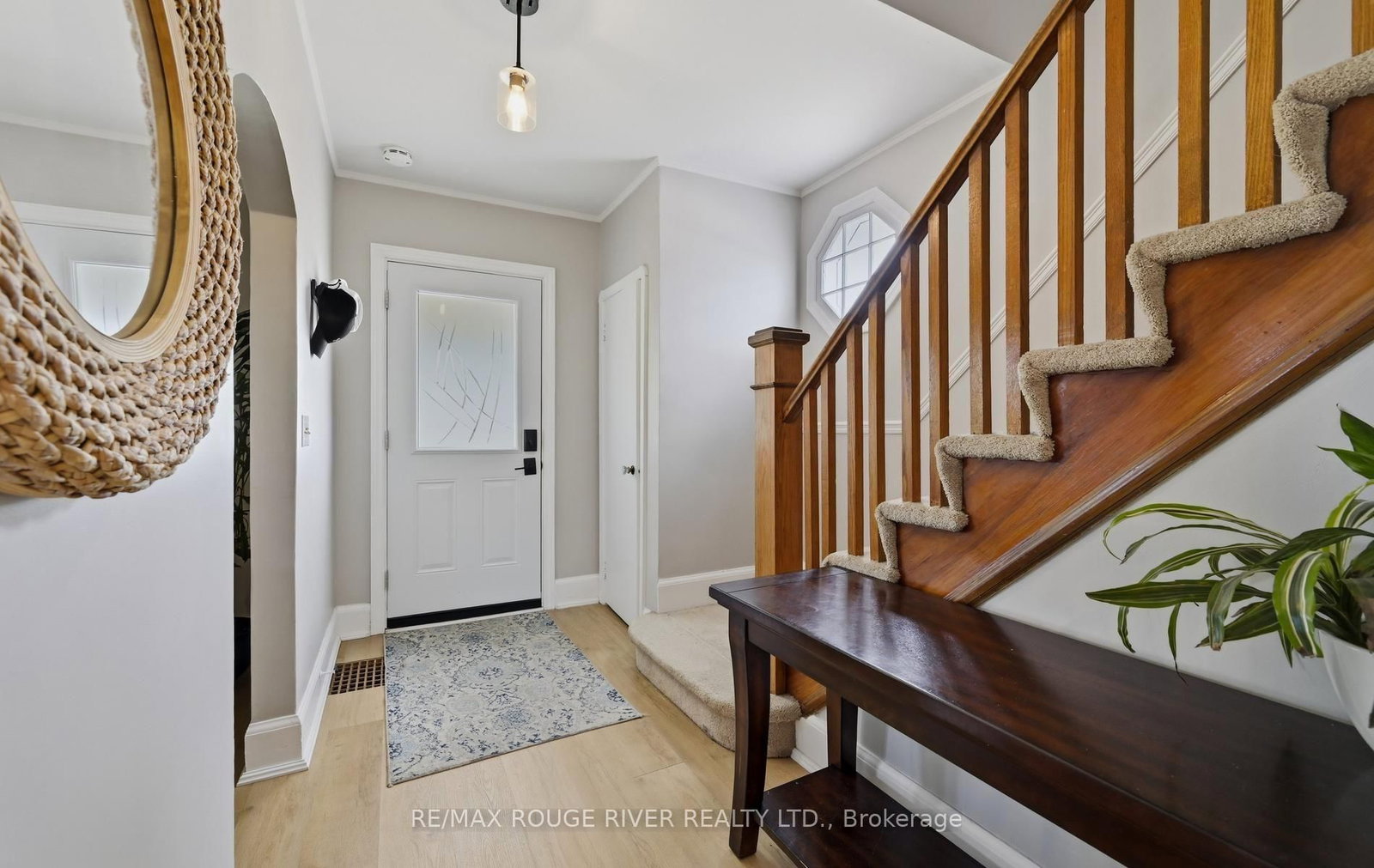 1576 Highway 2 Road • Clarington, ON photo 5