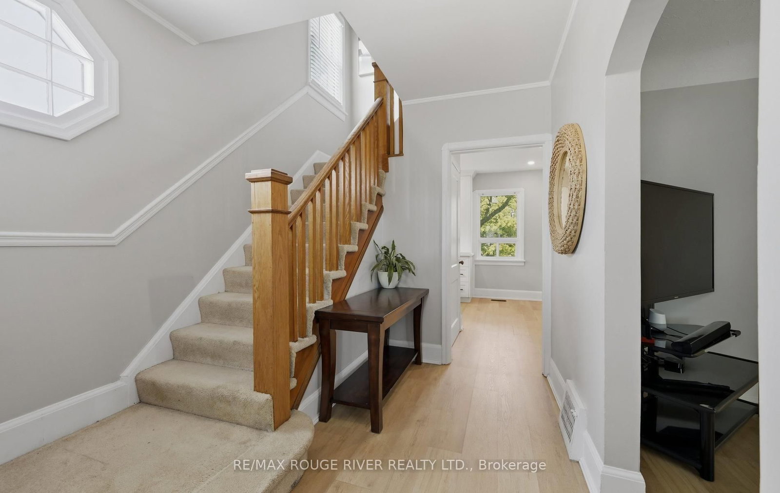 1576 Highway 2 Road • Clarington, ON photo 6